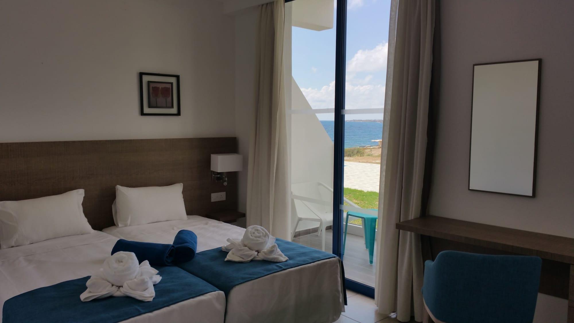 Marica'S Boutique Hotel Kissonerga Esterno foto