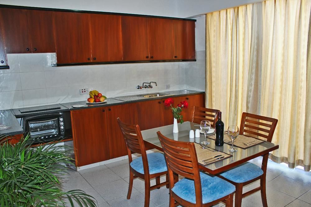 Marica'S Boutique Hotel Kissonerga Esterno foto
