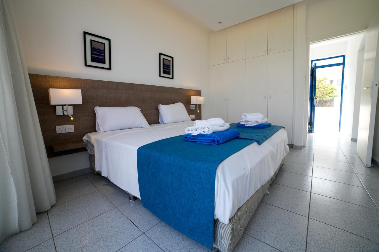 Marica'S Boutique Hotel Kissonerga Esterno foto